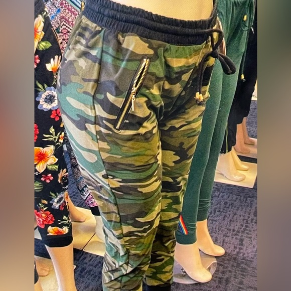 Indero Soft Relaxing Capri jogger - Picture 1 of 5